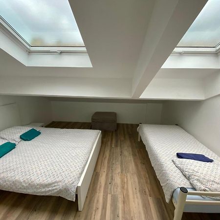 Bohobos Hostel Antibes Exteriör bild