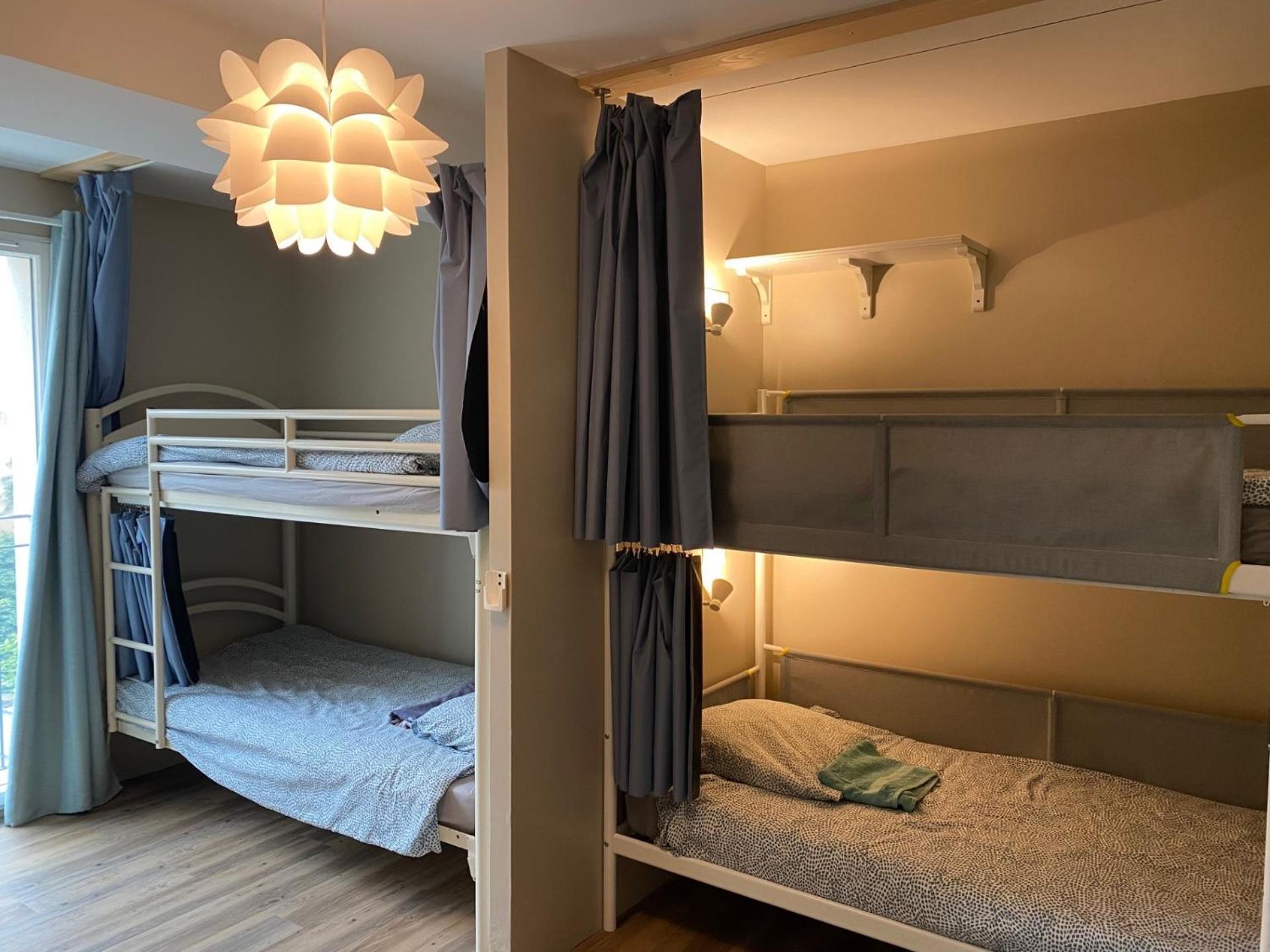Bohobos Hostel Antibes Exteriör bild